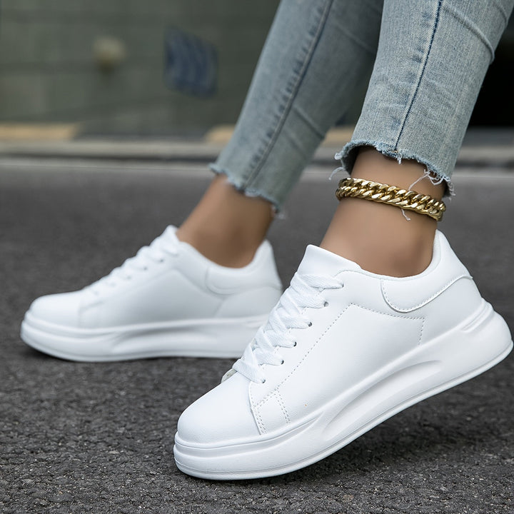 Women's Classic Low-Top Casual Sneakers