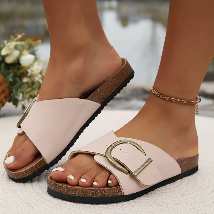 Women’s Designed for balance Flat Sandals