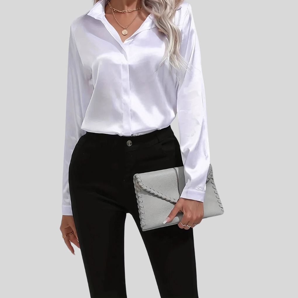 Women’s Elegant Blouse – Subtle Style