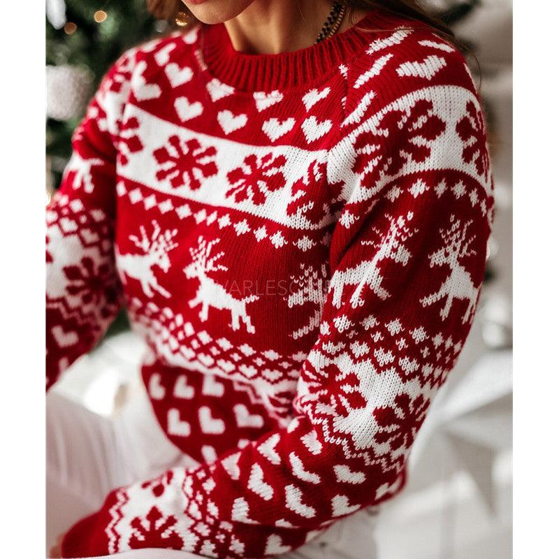 Women's Christmas jumper with reindeer and snowflakes, soft knit