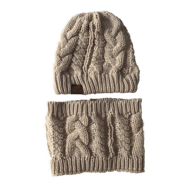 Women's knitted hat with detachable snood – stretchy and warm