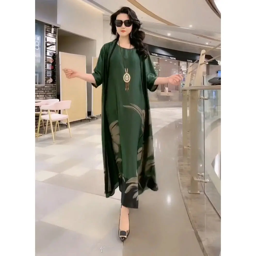 Straight-Cut Maxi Dress with Long Sleeves – Yara