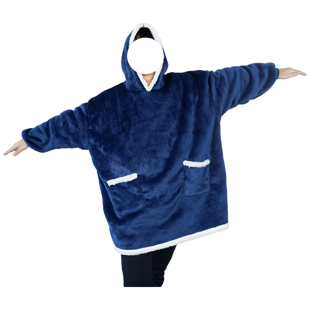 Blanket hoodie in flannel with hood and pocket – one size