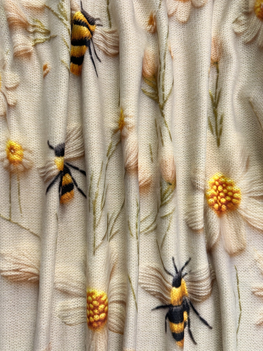 Trendy Women's Jumper with Bee Motif - Sophie