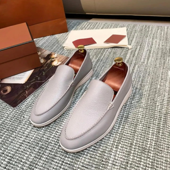 Ladies & Gentlemen Loafers – Elegant All-Round Style