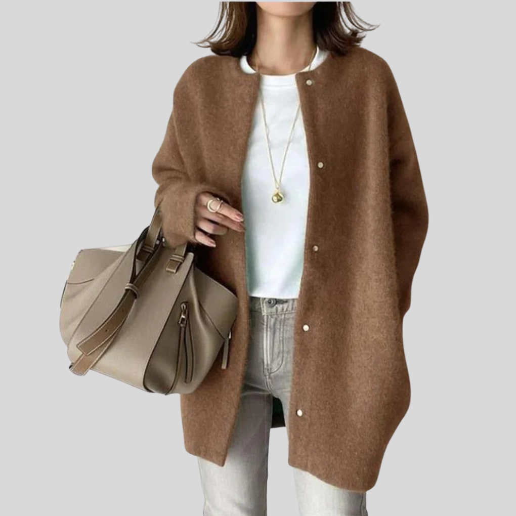 Elegant Cardigan – Refined Knit Layer