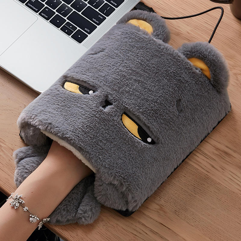 Heated mouse mat with hand warmer in soft fleece