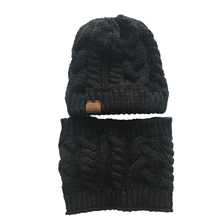 Women's knitted hat with detachable snood – stretchy and warm