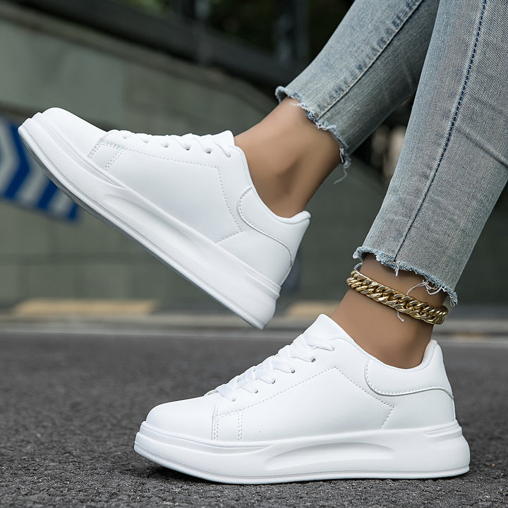 Women's Classic Low-Top Casual Sneakers