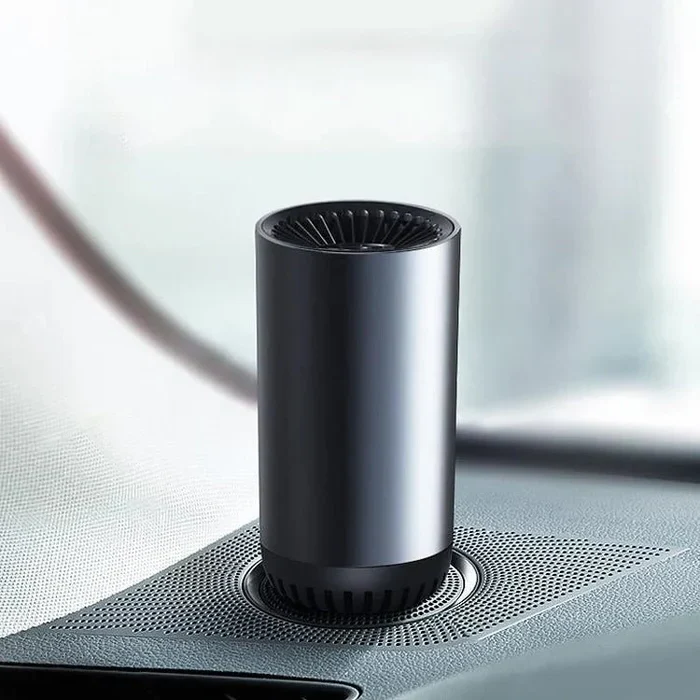 Cup-shaped 12 V car heater that quickly defrosts your windscreen