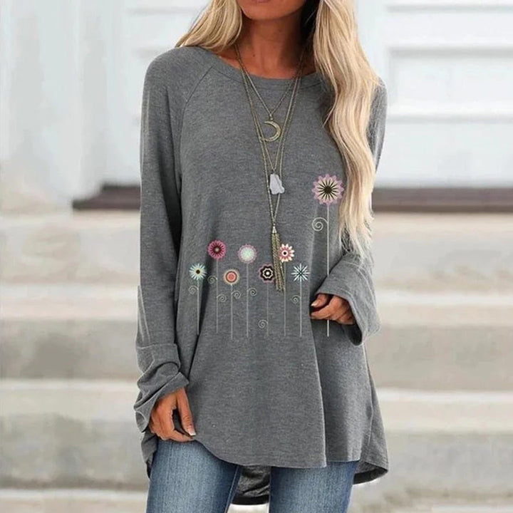 Sweatshirt with 3D Floral Embroidery Soft Texture Meets Subtle Elegance