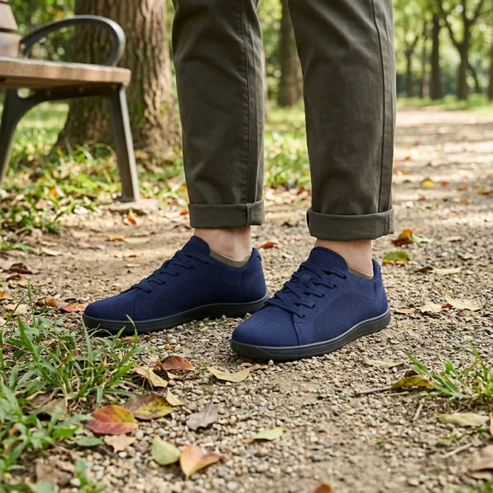 Unisex barefoot trainers with wide toe box and breathable mesh