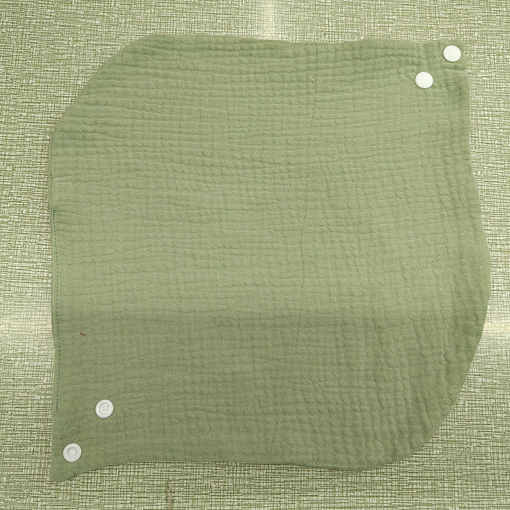 Soft cotton neck warmer with press studs for a good fit