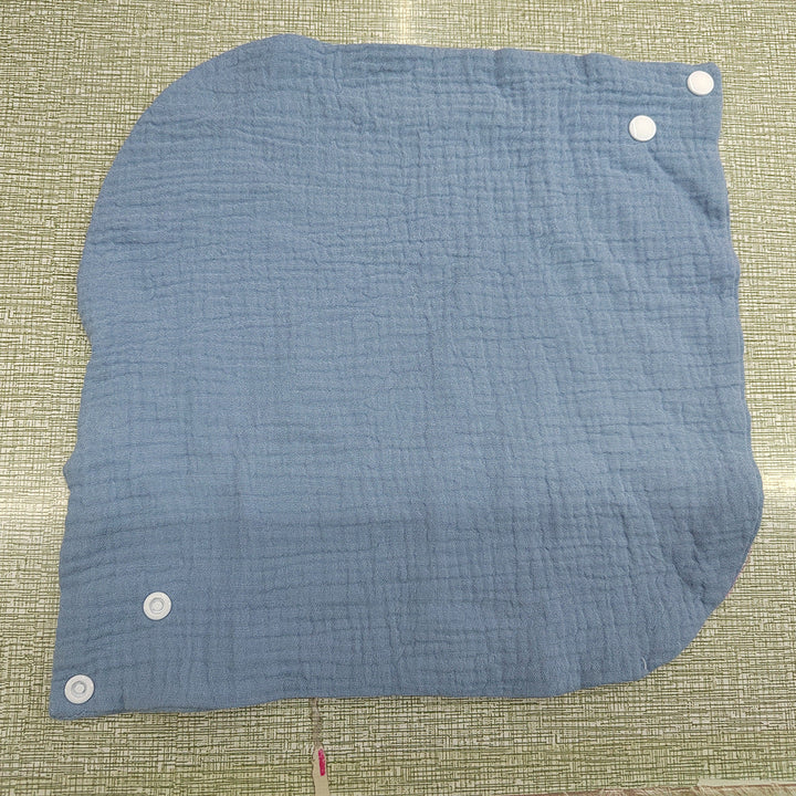 Soft cotton neck warmer with press studs for a good fit
