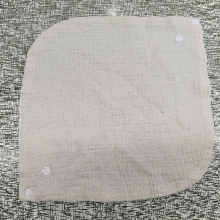 Soft cotton neck warmer with press studs for a good fit