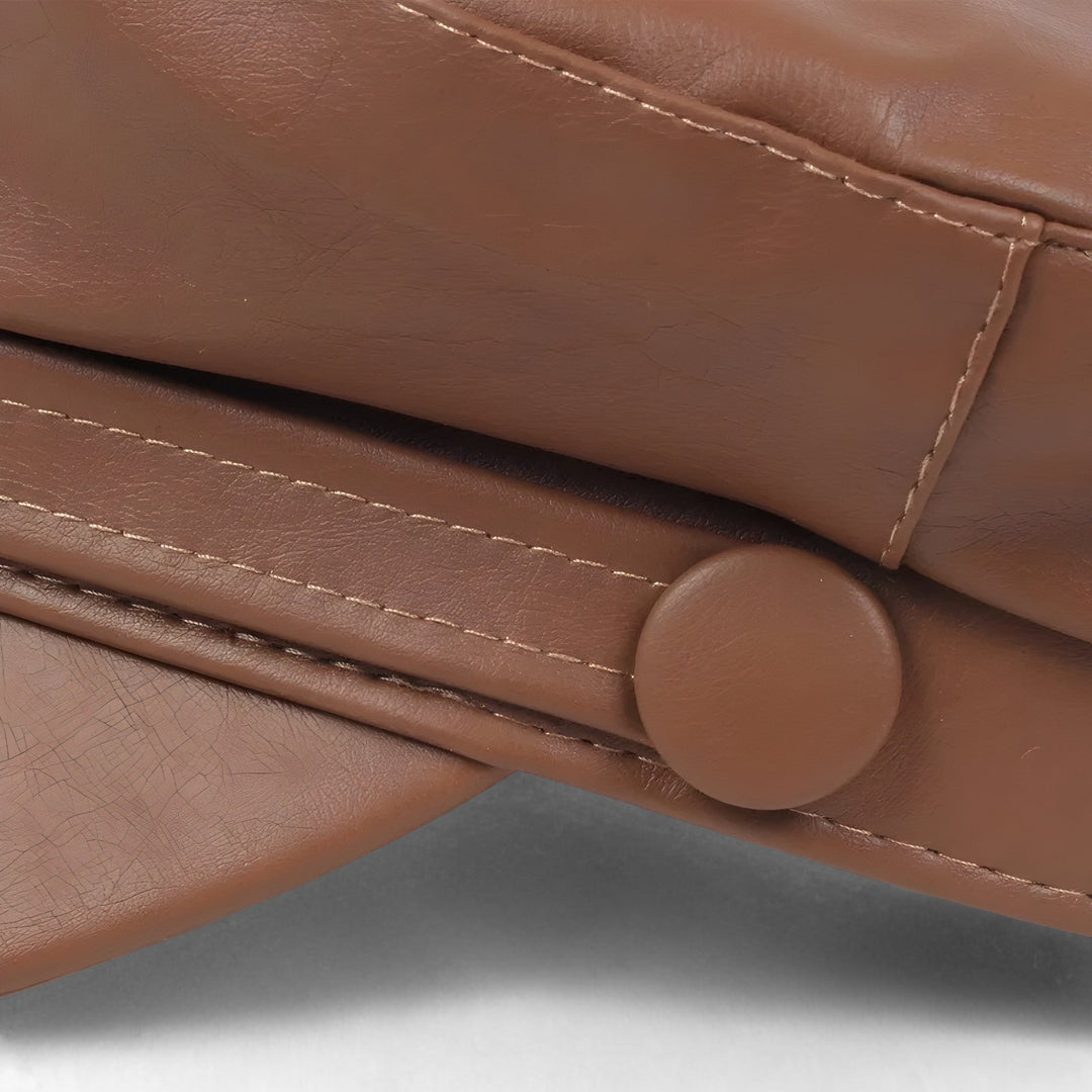 Octagonal Flat Cap for Women in PU Leather – Valence