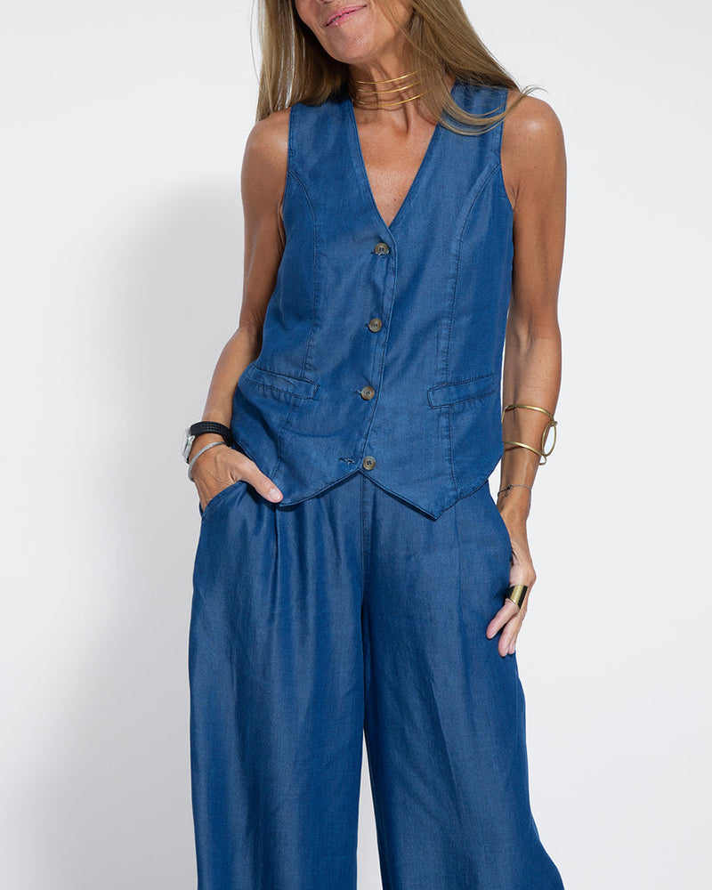 Linen 2-Piece Set with Wide-Leg Trousers and Waistcoat – Alma