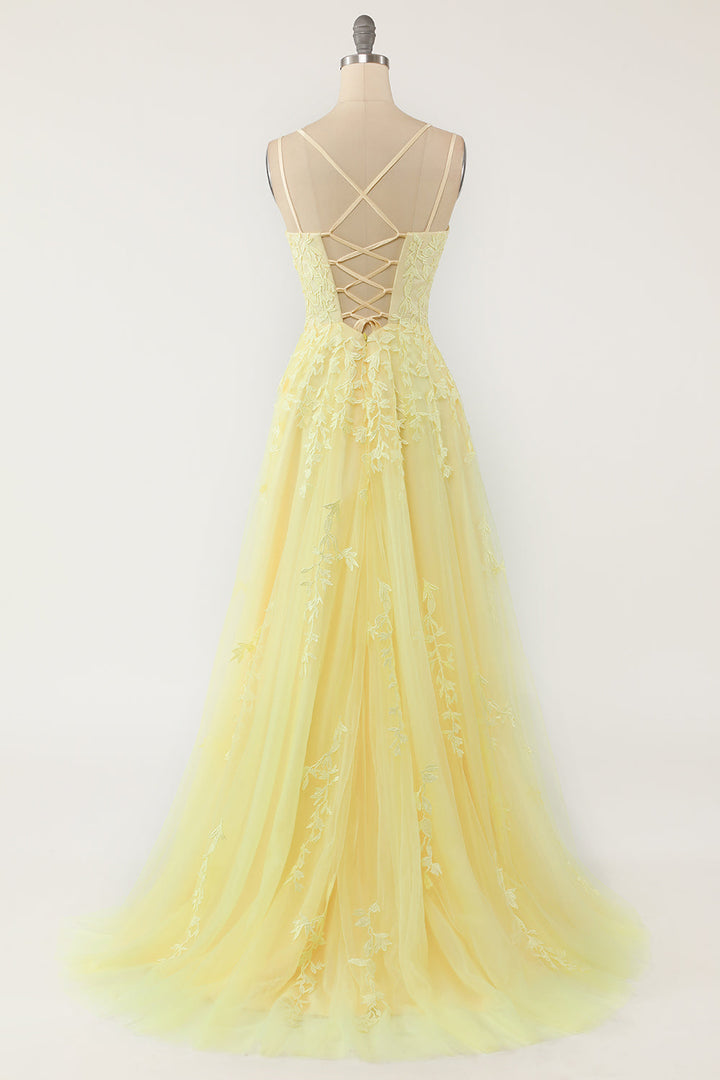 Fashionable Tulle Evening Gown with Appliqués - Victoria