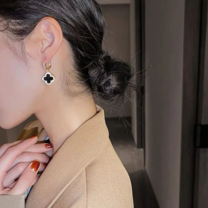 Clover Earrings – Clara