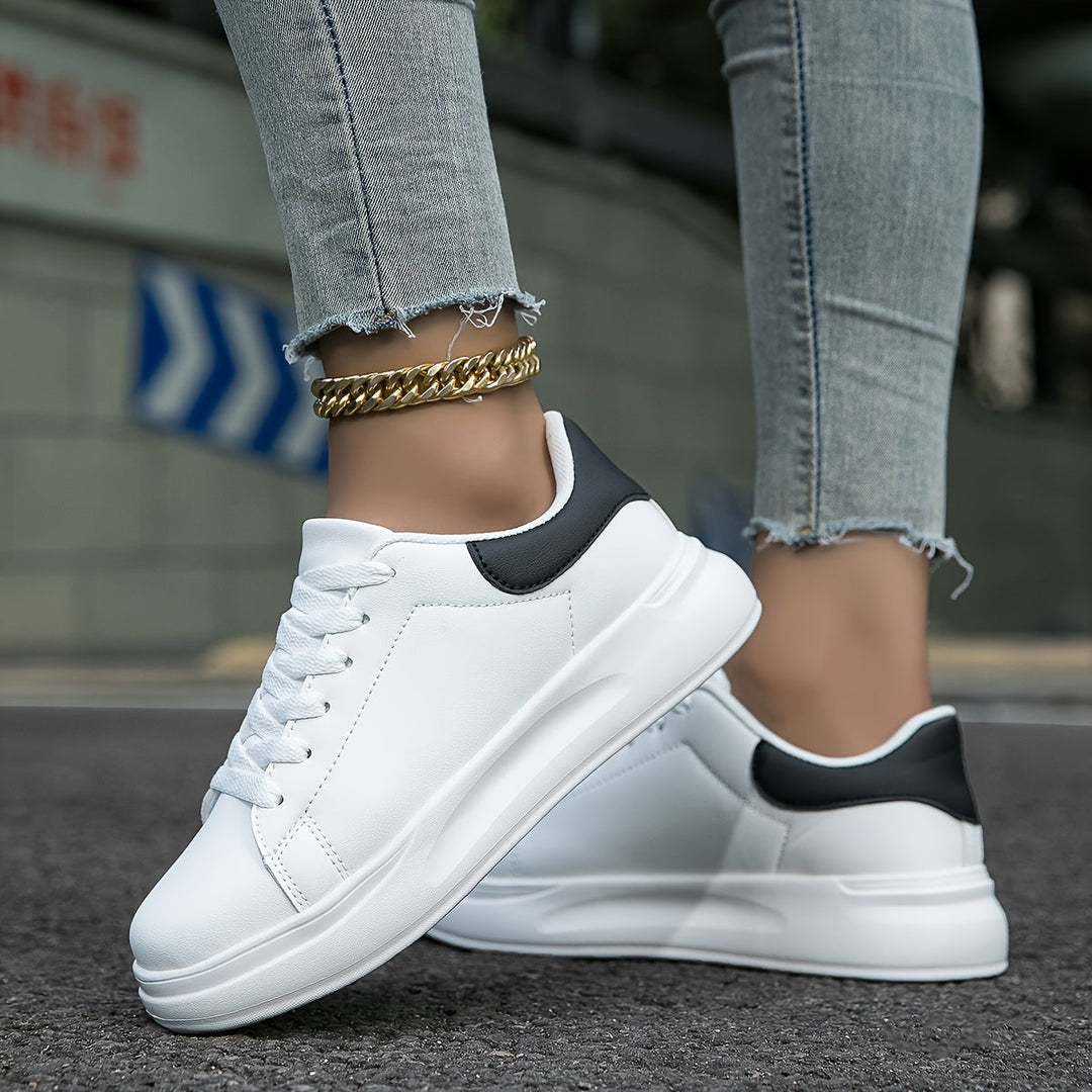 Women's Classic Low-Top Casual Sneakers
