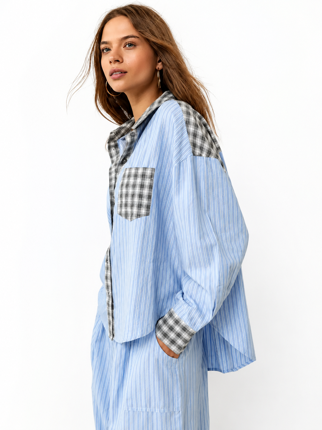 Women's pyjama set with button-up shirt and trousers with elasticated waist