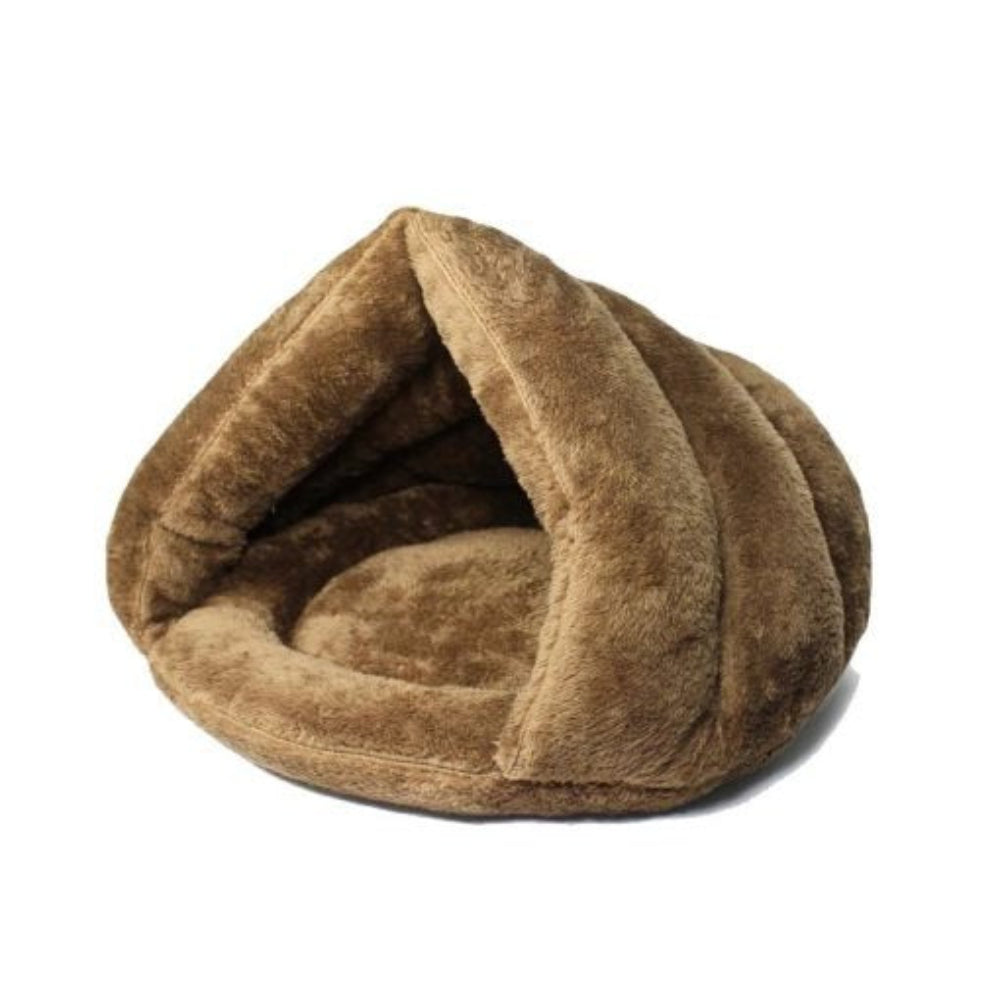 Self-warming cat bed in soft faux fur with protective base