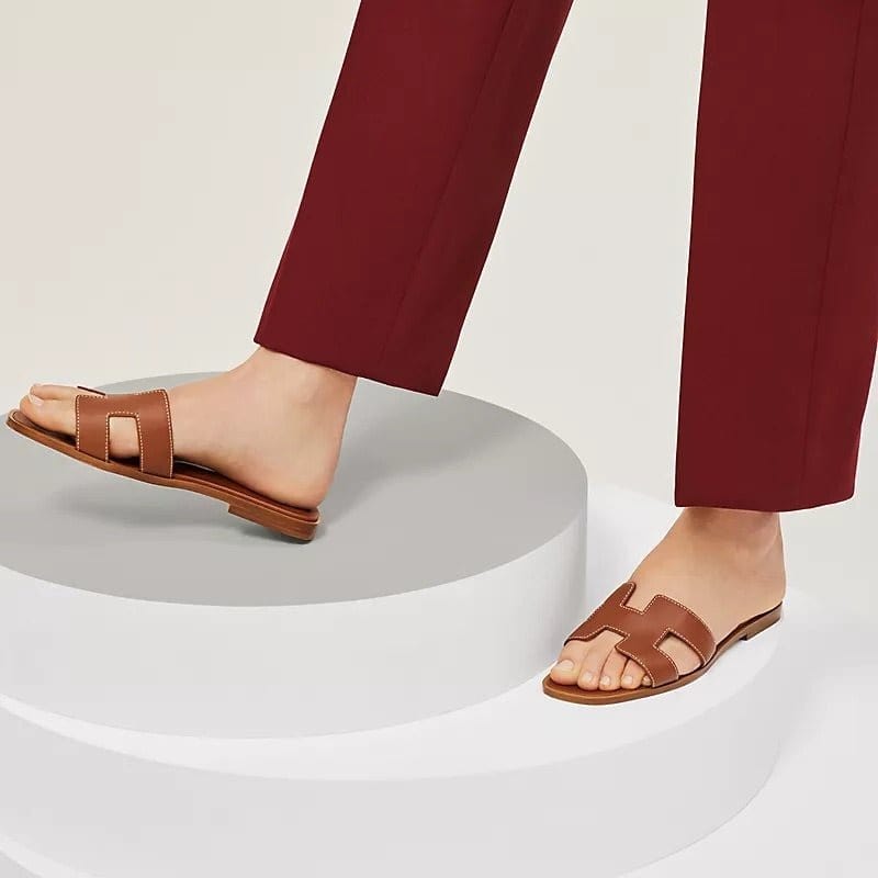Luxurious and Comfortable Slippers – Elegance and Comfort for Your Home