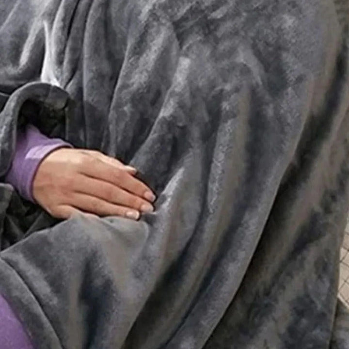 Foldable USB heated blanket with three settings up to 60 °C
