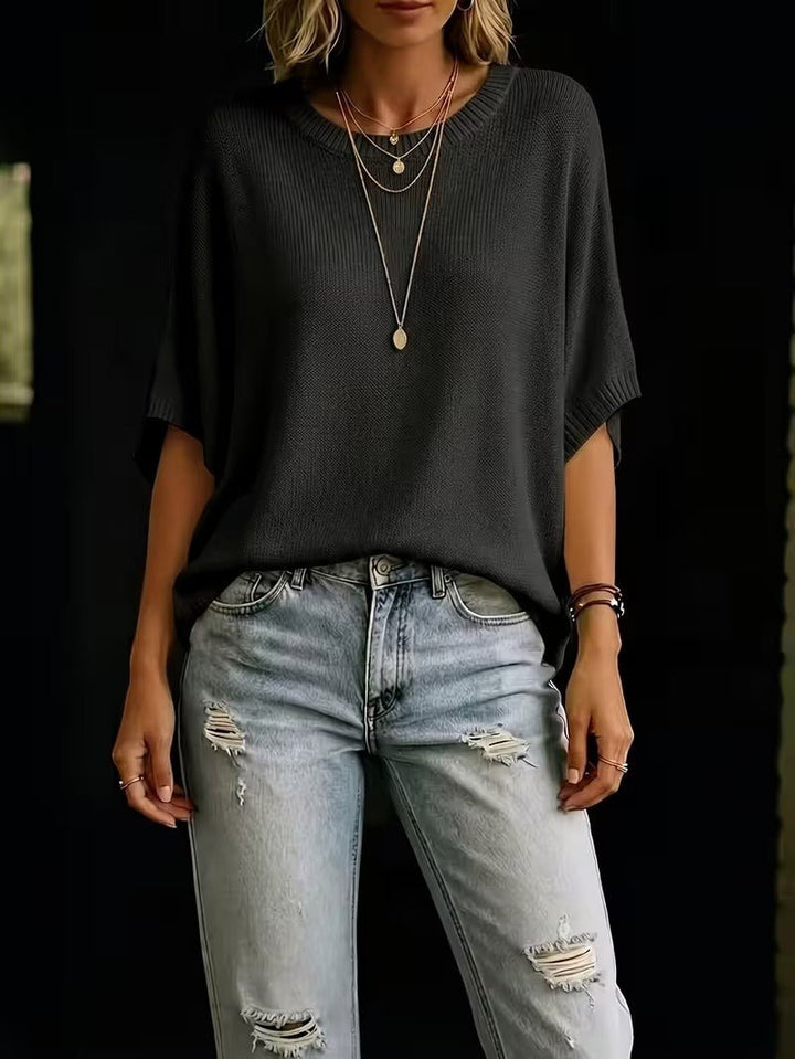 Casual Knit Top with Short Batwing Sleeves and Round Neckline