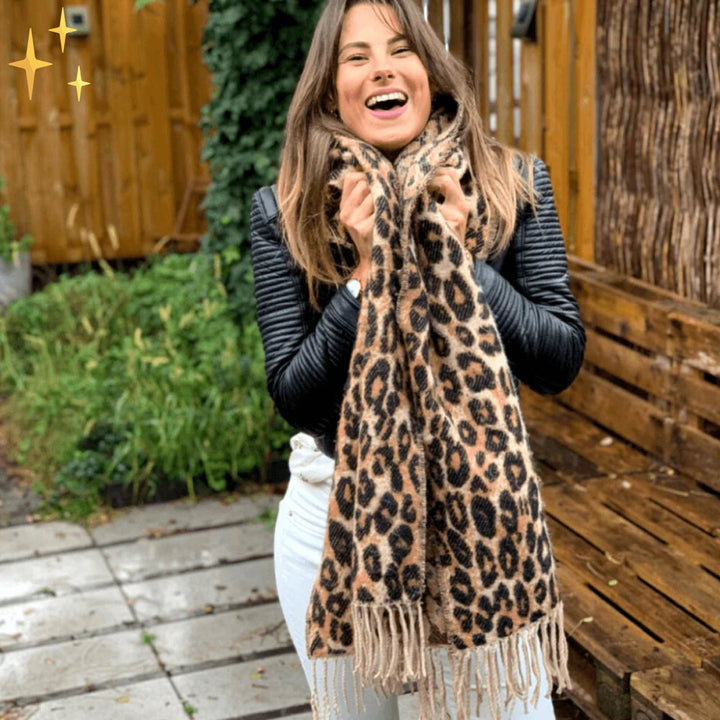 Trendy XL Leopard Print Wool Scarf - Sophia