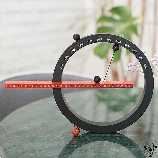 Calméon - Silent, Everlasting Magnetic Calendar