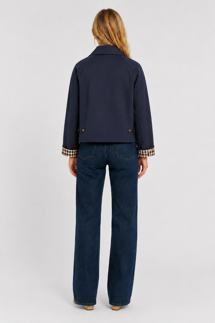 Lightweight Women's Jacket with Loose Fit and Gingham Lining