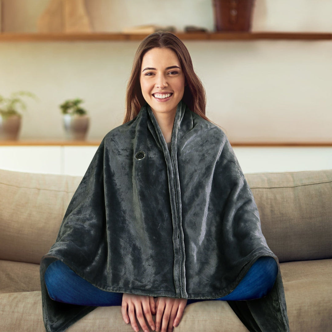Portable USB heated blanket with zip in soft fleece