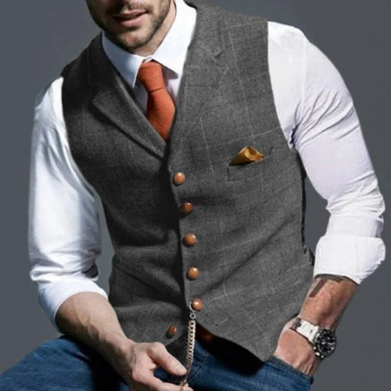 Men’s Checked Waistcoat – Elegant with Versatile Appeal